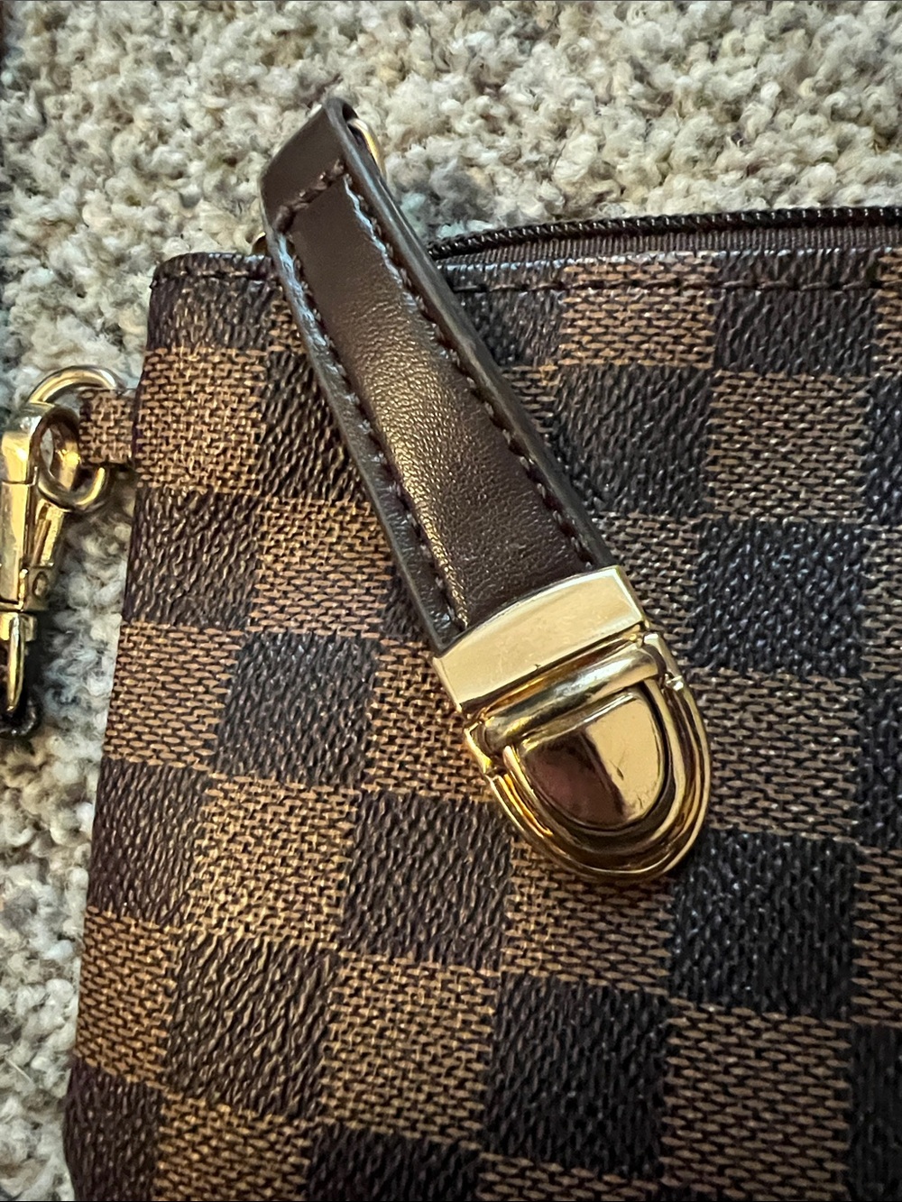 Wristlet🤎 NEW WITHOUT TAGS - Picture 2 of 5